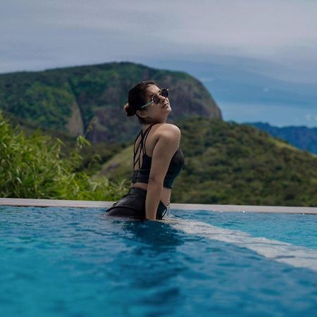 Shola Crown Resort - Munnar Chinnakanal エクステリア 写真